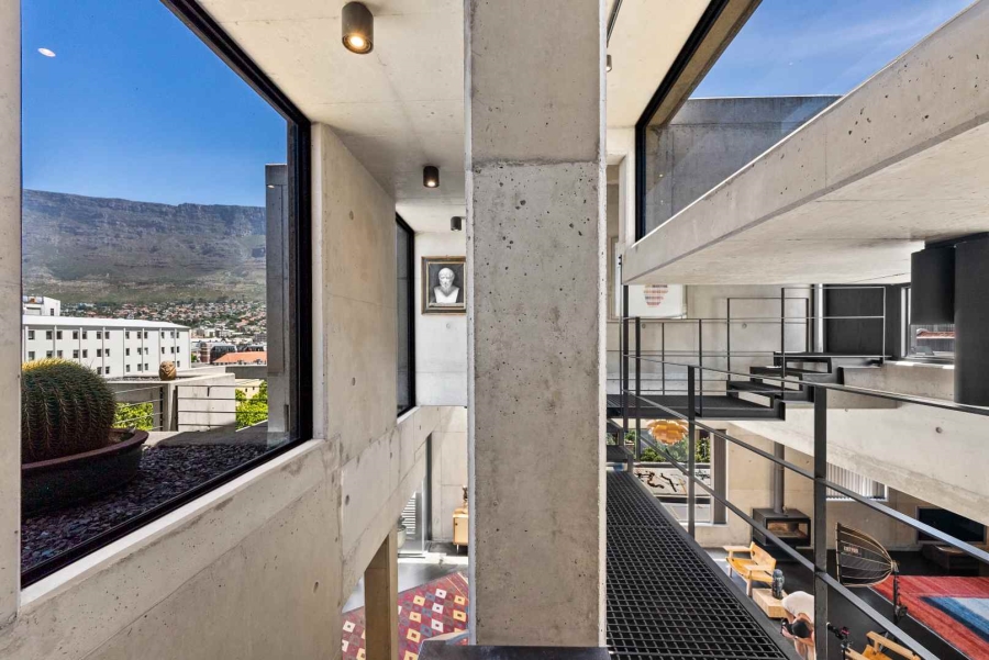 2 Bedroom Property for Sale in Cape Town City Centre Western Cape